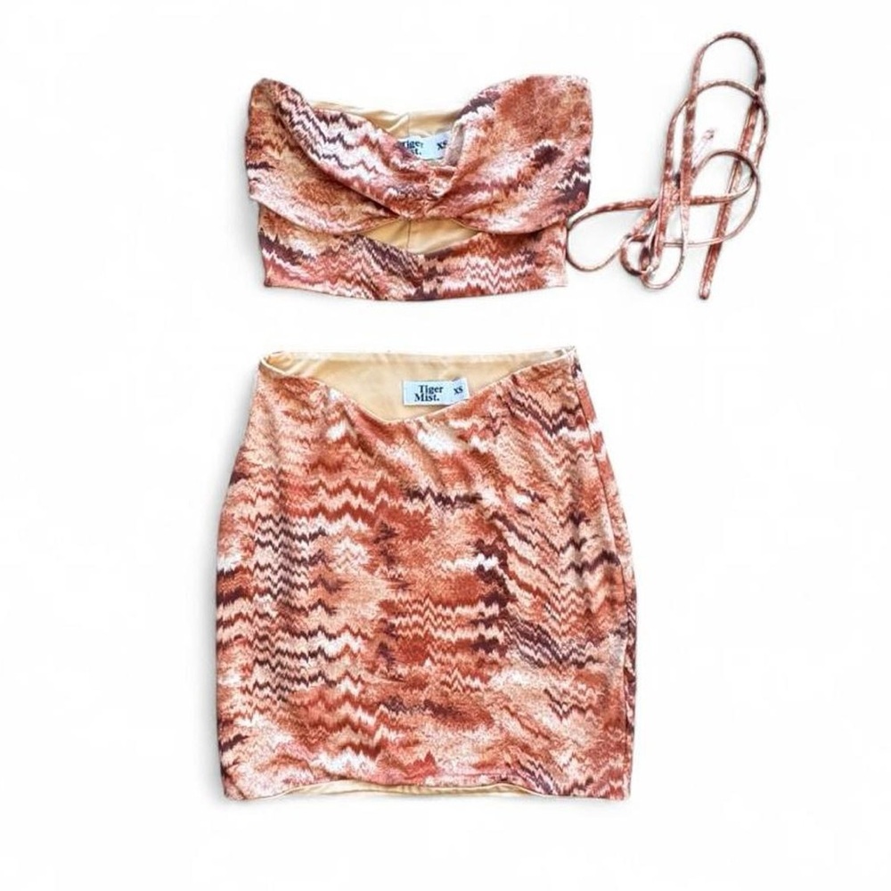 Tiger Mist Brown Patterned Skirt‎ Set